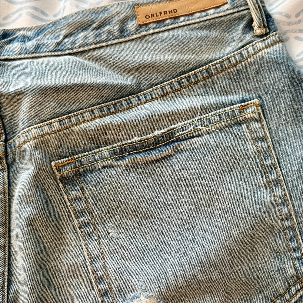 Grlfrnd Karolina Distressed High Rise Jeans in A Liitle More Love Wash 32 NWT - Picture 7 of 11